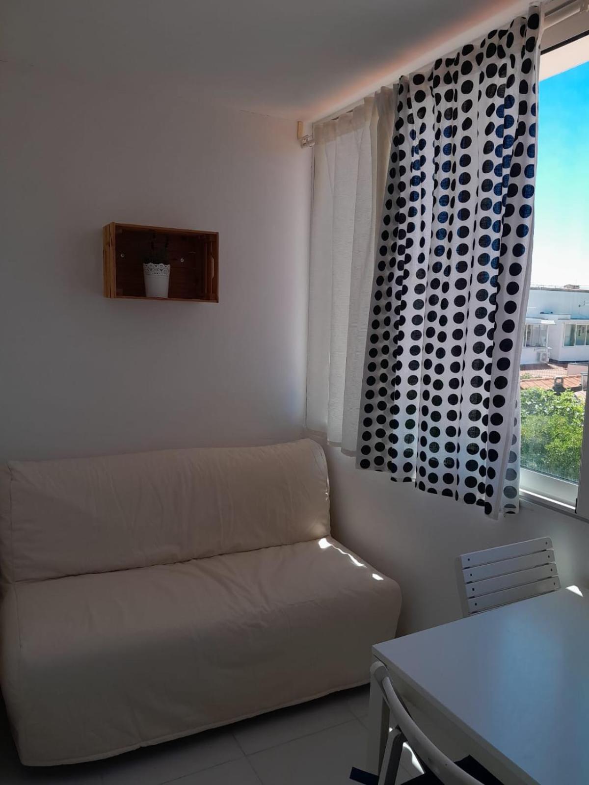 Apartman Iva Novalja Ngoại thất bức ảnh